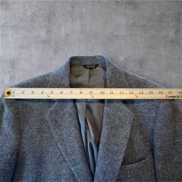 Vintage OAKBROOK Men’s Blazer 38R Gray Tweed Wool Sport Coat Two‑Button Jacket